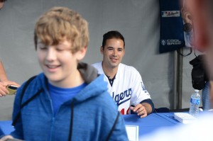 Dodgers fans give Matt Kemp an earful upon right fielder's return