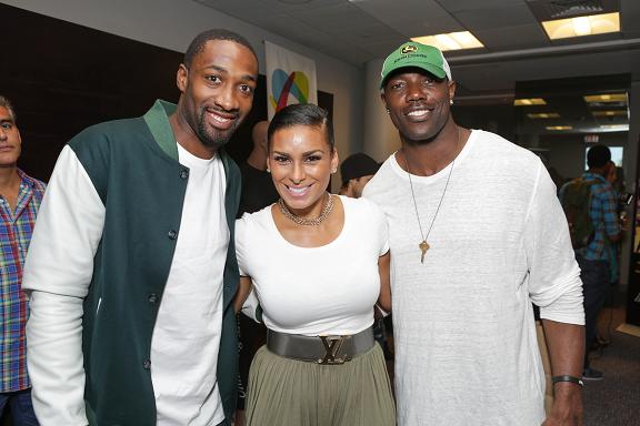 Former NBA player Gilbert Arenas, reality star Laura Govan and ex-NFL star Terrell Owens havin gfun at the GBK Pre-ESPYS Gift Lounge. Photo Credit: GBK Productions