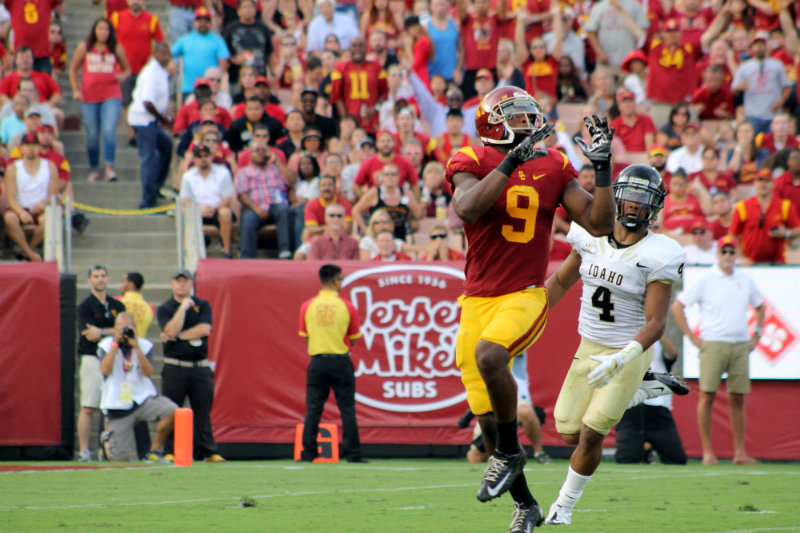 USC wide receiver Juju Smith-Schuster hauls in this 50-yard touchdown pass from quarterback Cody Kessler in the Trojans' 59-9 win against Idaho Saturday, Sept. 12, 2015. Photo by Dennis J. Freeman/News4usonline.com