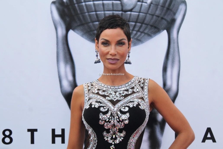 Nicole Murphy, ex-wife to comedian and actor Eddie Murphy, has no problem hitting the red carpet at the 48th Annual NAACP Image Awards. Photo by Dennis J. Freeman/News4usonline