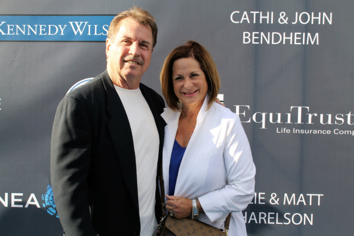 Dodgers legend Ron Cey stops for a pose at the team's 3rd Annual Blue Diamond Gala. Photo by Dennis J. Freeman/News4usonline.com