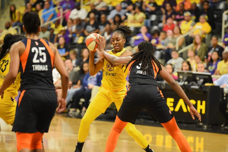 Sparks-Sun WNBA playoff game
