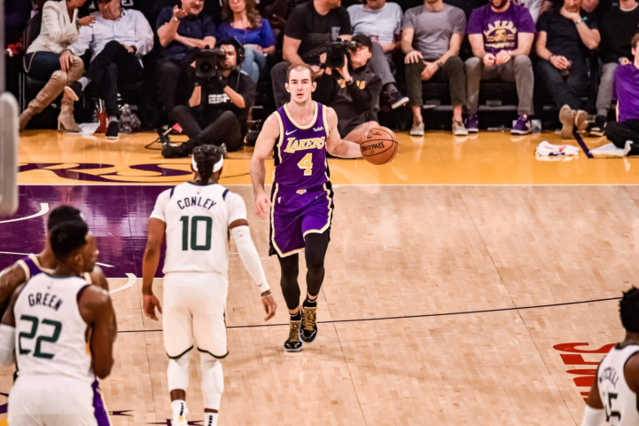 Alex Caruso making plays for the Lakers