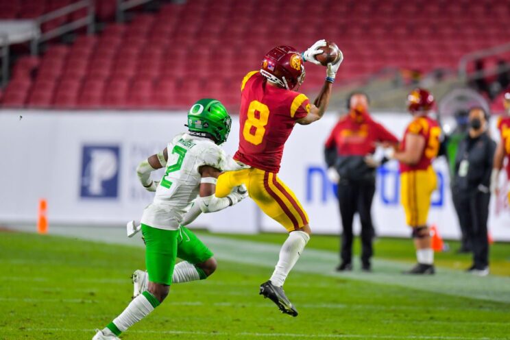 Oregon downs USC in the Pac-12 Championship