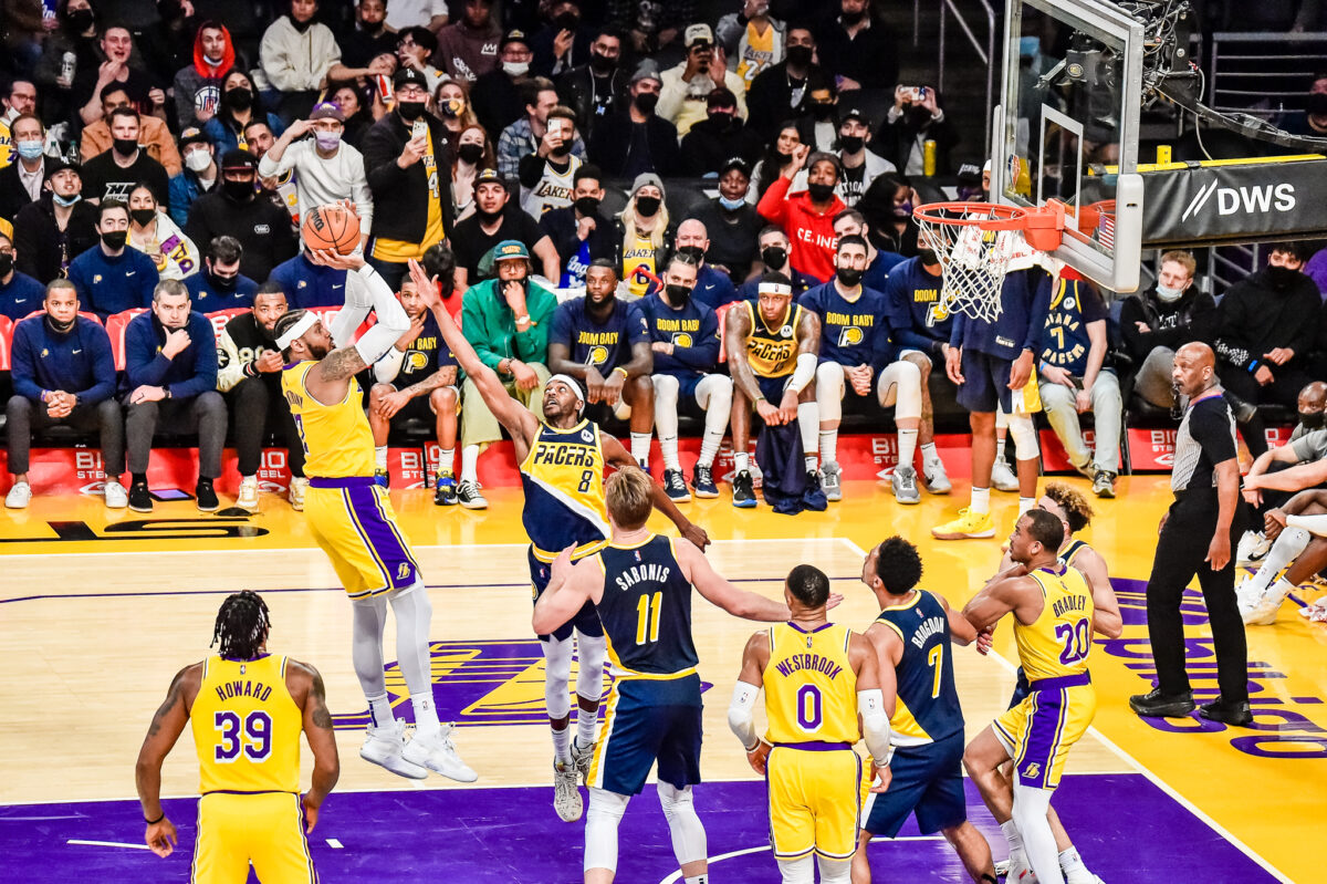 January 19, 2022. Los Angeles Lakers forward Carmelo Anthony looks to connect with a jumper against the Indiana Pacers. 