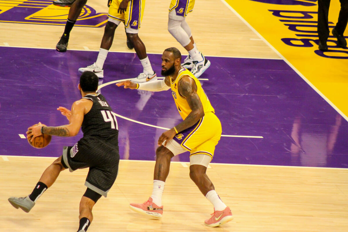 Los Angeles Lakers forward LeBron James (6) playiny defense against the Sacramento Kings on Jan. 18, 2023. Photo courtesy of the Compton Bulletin